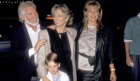 Kenny Rogers’ Family 5 Fast Facts You Need to Know