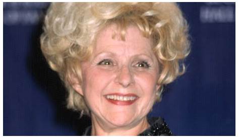 Brenda Lee Hits No.1 Again With Her Rockin' Christmas Tune - Cowboys