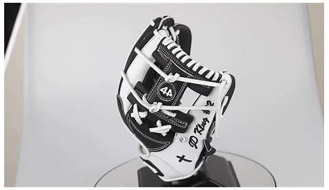 Wilson Black and White 12 in Right handed throw Baseball Glove #Wilson