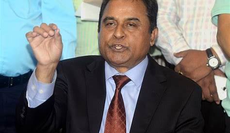 Mustafa Kamal demands CJP to take suo moto notice of power cuts in