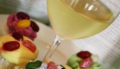 Yes, You Can Drink Wine With Birthday Cake. Here's How! Drink Wine