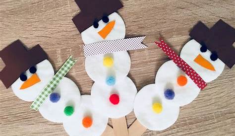 Schneemann basteln aus Spiralen Preschool Christmas Crafts, Christmas