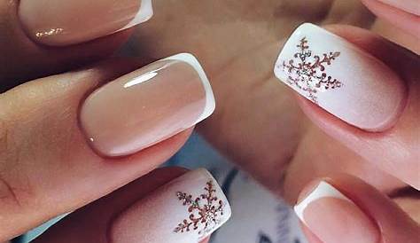 Winter Nails 2023 Simple