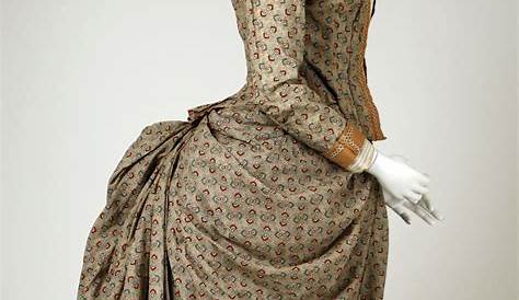 Dress with detachable sleeves, late 1830′s From the John Bright