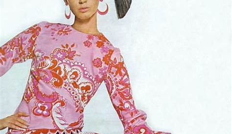 Photo by Penati. Vogue 1966 Groovy fashion, Sixties fashion, 60s and