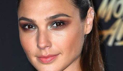 Gal Gadot's 'Wonder Woman' makeup is perfect for summer glam - Photo 3