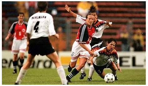 1995 Women’s World Cup – Soccer Politics / The Politics of Football