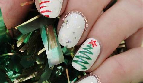 Xmas Tree Nail Art