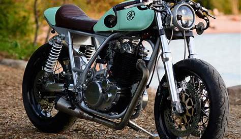 Cafe Racer Special: Yamaha SR500 by Lossa Engineering