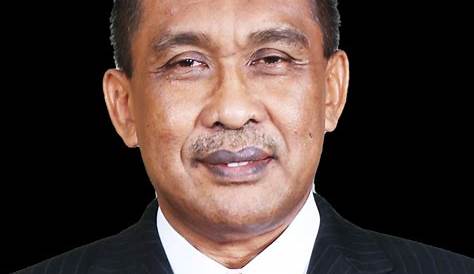 Datuk Seri Takiyuddin Hassan : De facto law minister datuk seri