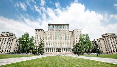 Lecture at Tsinghua University in Beijing, China - 2008