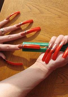 2 Inch Acrylic Nails: A Trendy Nail Style For 2023