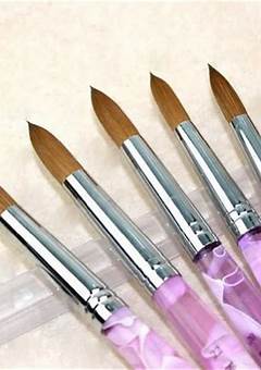 Acrylic Brushes For Nails: The Ultimate Guide