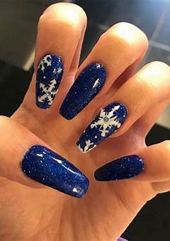 Acrylic December Nails: The Hottest Trend Of 2023