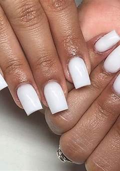 Short White Nails Acrylic - 2023