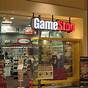 How Much Does Gamestop Make A Month