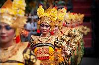 umur una indonesia tradition