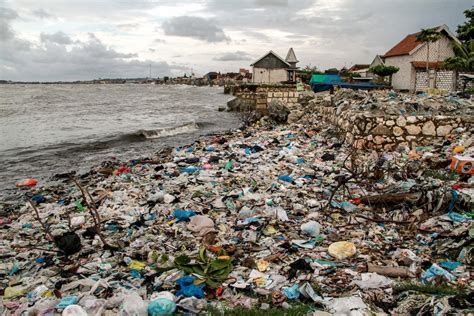 sampah lingkungan indonesia