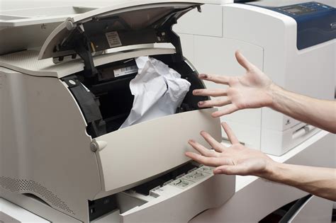 Kertas tersangkut pada printer