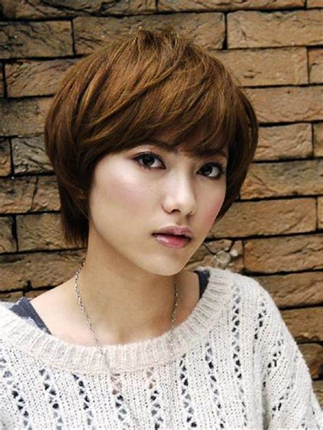 Model Rambut Pendek Wanita Jepang