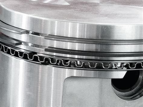 Piston