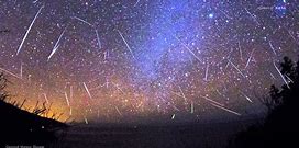 Perseid meteor showers