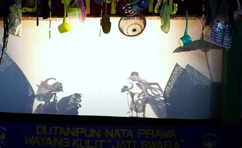 Wayang Kulit ala Cirebon, Masih Banyak Digemari dan Berperan Sejarah ...