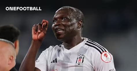 ALVO DO SÃO PAULO, ABOUBAKAR FOI DISPENSADO DE CLUBE TURCO APÓS MENTIR ...