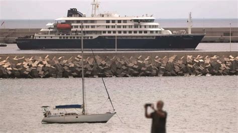 UK cruise ship passengers released after hantavirus quarantine