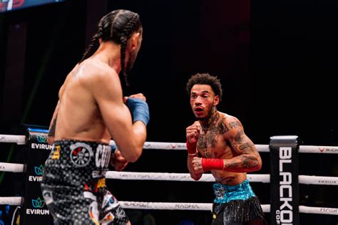 ‘That was a TKO’ ... BKFC title fight ends in controversial call after ...