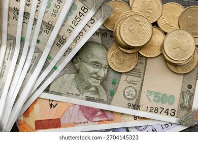 เหรียญกระษาปณ์: Over 1,513,675 Royalty-Free Licensable Stock Photos ...