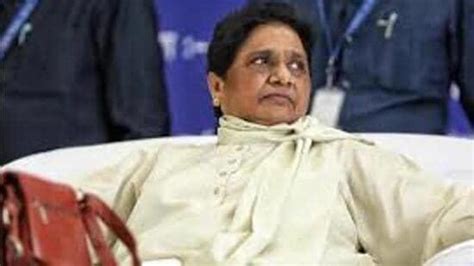 Mayawati likens Congress, SP to 'chameleon' over shifting stand on ...