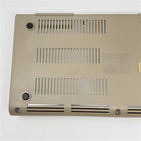 Commodore 64 Computer w/ Original Box Matching Serial Powers On SOLD AS ...