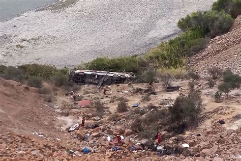 Brutal tragedia carretera deja 37 muertos en Arequipa: reportaron ...