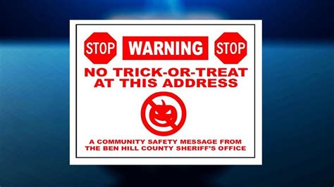 Deputies Put No Trick Or Treat Signs In Sex Offender Yards Wfxl