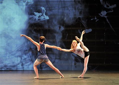 Performance | Goh Ballet