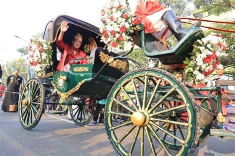 Karnaval Pesona Nusantara Bekasi Keren Sukses Tampilkan Kekayaan