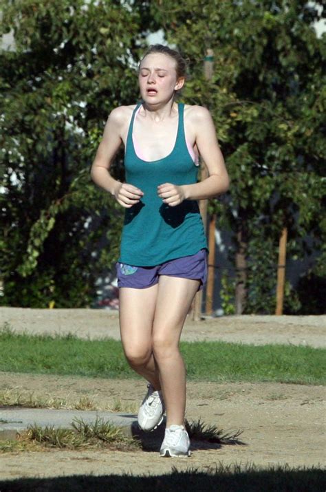 Dakota Fanning Dakota 239  Imgsrc Ru