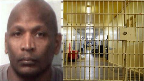 Watch Atlanta Prison Guard Admits Sexually Assaulting Three Female Inmates Filming Cops