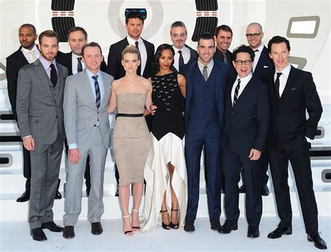 star trek into darkness cast gather at london premiere pictures movies news digital spy