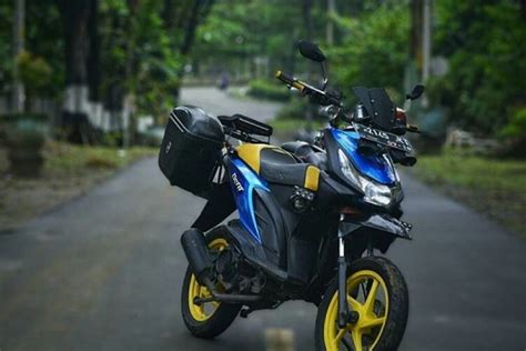 Walau orang lain menganggap aneh, tapi bisa jadi dia menganggap ini terbaik. 6 Aliran Modifikasi Honda BeAT yang Paling Sering Ditemui ...