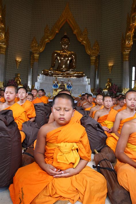 Banco De Imagens Pessoas Meditar Budista Budismo Tailândia