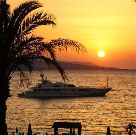 Bringing The Superyacht Lifestyle To You — Superyacht Sunsets Photo