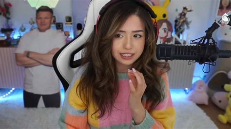Pokimane Criticises Twitch Viewers Sexist Double Standard