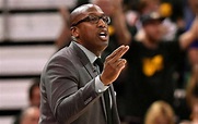 Top Warriors coach Mike Brown reportedly in the running for Clippers job