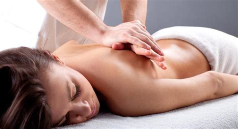 Deep Tissue Massage Dubai Divinespa Medium