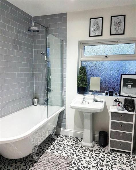 Elegant Luxury Bathroom Luxurybathroom In 2020 Small Bathroom Small