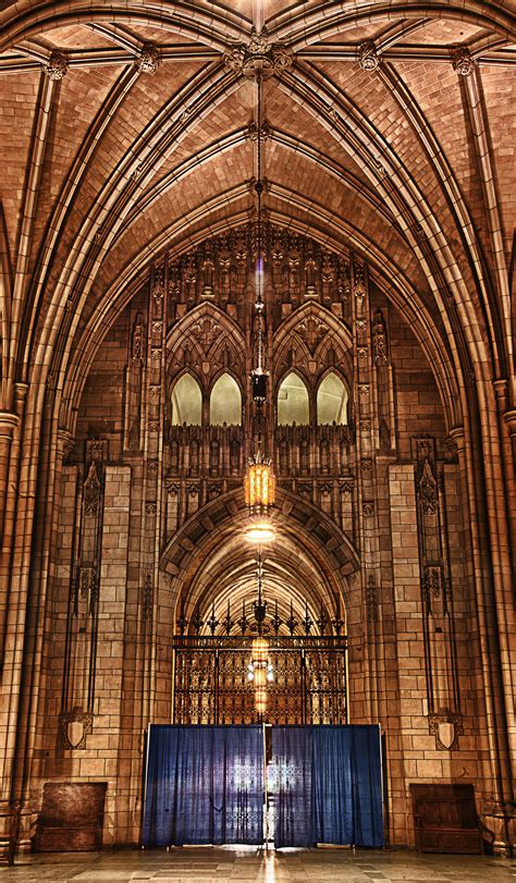 The Main Hall Inside The Cathedral Of Learning On The Campus Of The