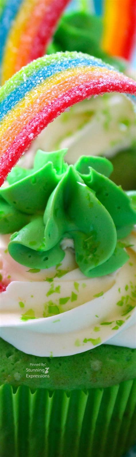 St Patricks Day Rainbow Cupcakes Stunning Expressions