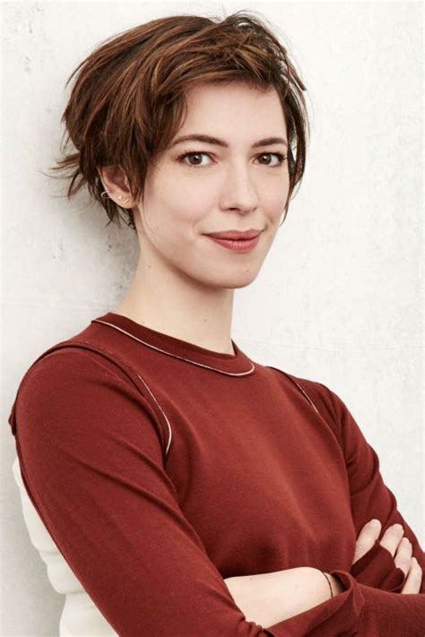Mina el hammani is a spanish actress with moroccan ancestry best known for her debut on netflix's. 10 Beckys With Good Hair | Hairstyle, Rebecca hall, Cool ...